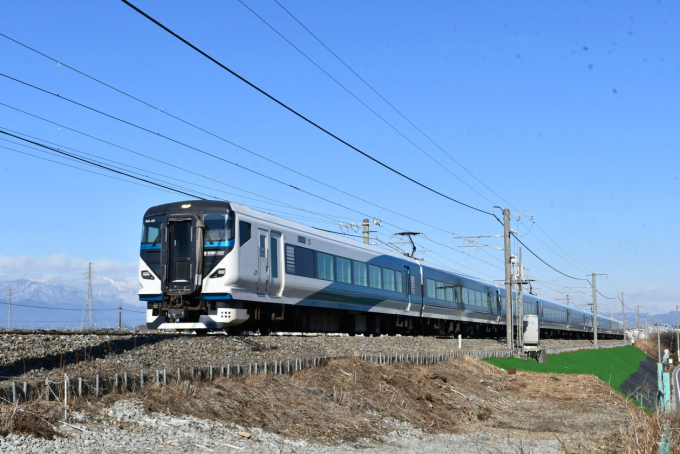 JR東日本E257系電車 アルプス クハE257-2110 広丘駅 鉄道フォト・写真