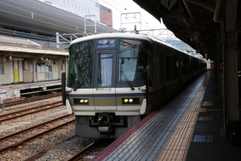 JR西日本 クハ221形 クハ221-65 鉄道フォト・写真 by AkiSaku_Railさん 京都駅 (JR)：2018年08月19日11時ごろ