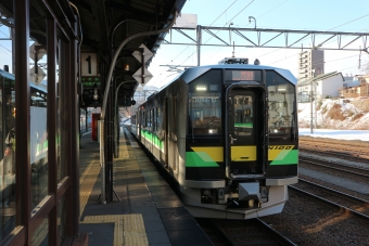 JR北海道 H100形 H100-13 鉄道フォト・写真 by TETSUDORAさん 小樽駅：2020年03月23日07時ごろ