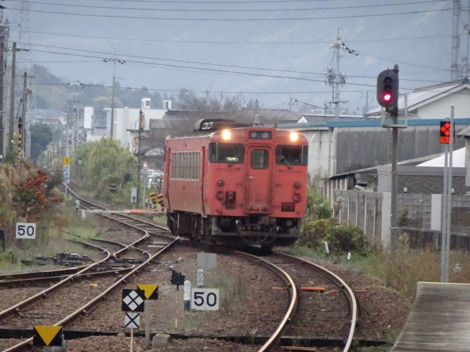 JR西日本 キハ40形 鉄道フォト・写真 by ジョンドゥさん 東萩駅：2018年12月23日16時ごろ