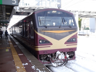 JR東日本 リゾートみのり(快速) 鉄道フォト・写真 by ジョンドゥさん 新庄駅：2019年02月09日16時ごろ