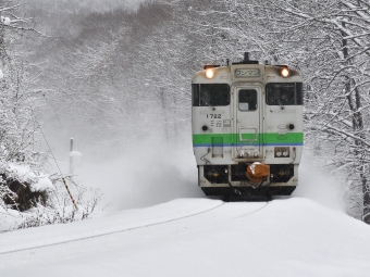 JR北海道 キハ40形 キハ40 1722 鉄道フォト・写真 by papaさん 富良野駅：2022年12月14日10時ごろ