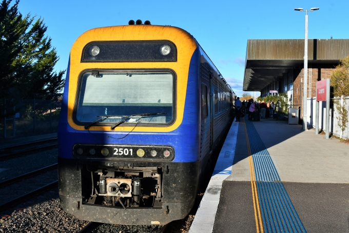 鉄道フォト・写真：ＮＳＷトレインリンク（NSW TrainLink） エクスプローラー（Xplorer） E2501 キャンベラ駅（Canberra/kingston） 鉄道フォト・写真 by papaさん - 撮影日 2024/05/18 16:16