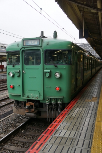 JR西日本 クハ111形 クハ111-7703 鉄道フォト・写真 by そんちょんさん 京都駅 (JR)：2020年01月27日09時ごろ