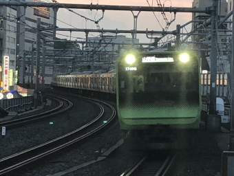 JR東日本E235系電車 鉄道フォト・写真 by pockingさん 御徒町駅：2018年08月01日18時ごろ