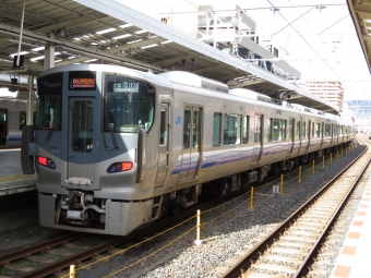 JR西日本225系電車 クモハ224形（M'c） クモハ224-5109 鉄道フォト・写真 by kinokuniさん 和歌山駅 (JR)：2018年12月24日12時ごろ