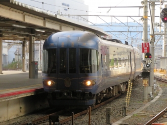 京都丹後鉄道 KTR8000形 まいづる(特急) KTR8014 鉄道フォト・写真 by kinokuniさん 京都駅 (JR)：2021年11月06日12時ごろ