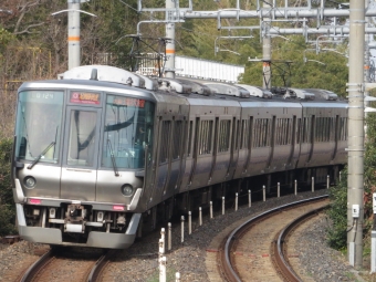 JR西日本223系電車 クハ222形（T’c） クハ222-104 鉄道フォト・写真 by kinokuniさん 和泉鳥取駅：2019年03月02日14時ごろ