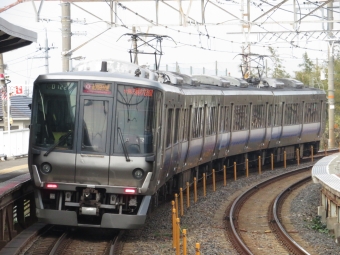 JR西日本223系電車 クハ222形（T’c） クハ222-6 鉄道フォト・写真 by kinokuniさん 和泉鳥取駅：2019年03月02日14時ごろ