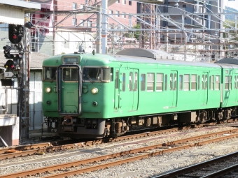 JR西日本 クハ111形 クハ111-5765 鉄道フォト・写真 by kinokuniさん 京都駅 (JR)：2021年11月06日09時ごろ