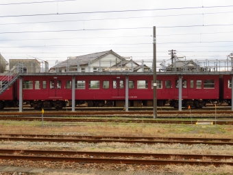 JR西日本 モハ414形 モハ414-809 鉄道フォト・写真 by kinokuniさん 七尾駅 (JR)：2020年12月13日13時ごろ