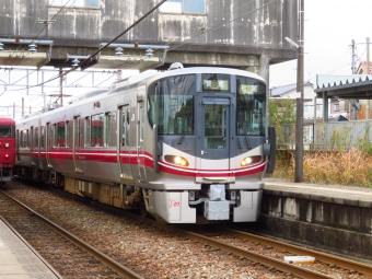 JR西日本 クモハ521形 クモハ521-101 鉄道フォト・写真 by kinokuniさん 高松駅 (石川県)：2020年12月13日14時ごろ