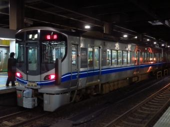 JR西日本 クモハ521形 クモハ521-48 鉄道フォト・写真 by kinokuniさん 金沢駅 (JR)：2020年12月13日15時ごろ
