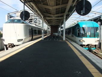 JR西日本 まいづる(特急) 鉄道フォト・写真 by kinokuniさん 東舞鶴駅：2015年10月03日14時ごろ