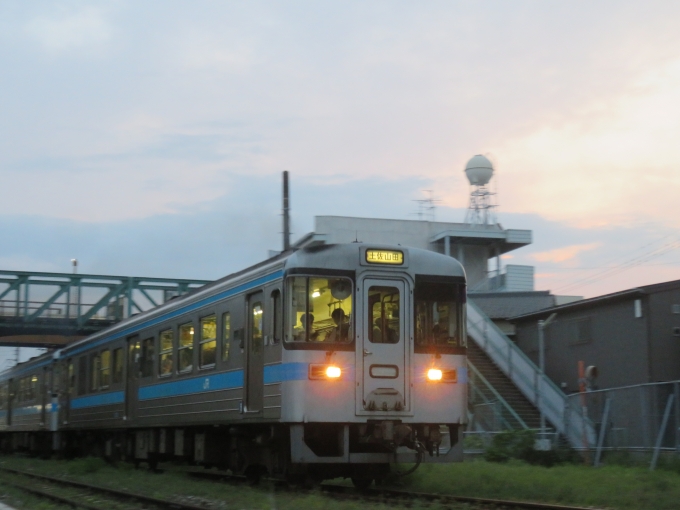 鉄道フォト・写真：JR四国1000形気動車 1022 旭駅 (高知県) 鉄道フォト・写真 by kinokuniさん - 撮影日 2023/04/21 18:42