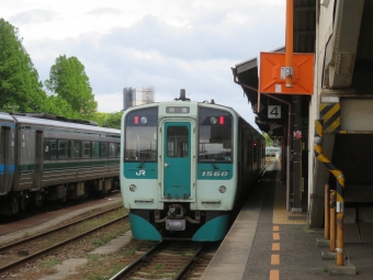 JR四国 1500形 1560 鉄道フォト・写真 by kinokuniさん 徳島駅：2023年05月06日14時ごろ