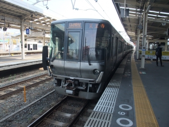 JR西日本223系電車 クモハ223形（Mc） R紀州路快速 鉄道フォト・写真 by kinokuniさん 和歌山駅 (JR)：2018年04月04日15時ごろ