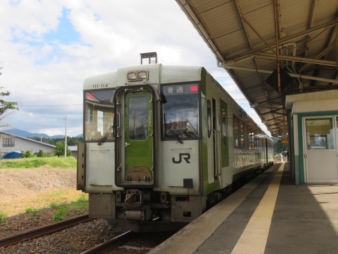 JR東日本 キハ111形 キハ111-114 鉄道フォト・写真 by kinokuniさん 十和田南駅：2023年08月28日14時ごろ