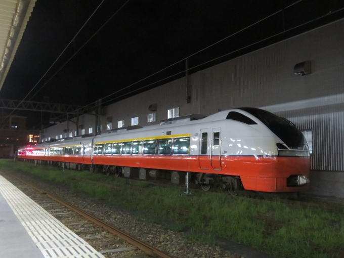 JR東日本 クハE751形 つがる(特急) クハE751-3 鉄道フォト・写真 by kinokuniさん 青森駅 (JR)：2023年08月28日19時ごろ