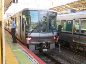 JR西日本 クハ222形 クハ222-8 鉄道フォト・写真 by kinokuniさん 和歌山駅 (JR)：2023年09月10日07時ごろ