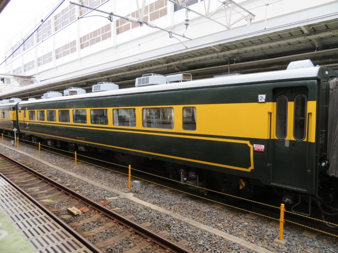 JR西日本 国鉄14系客車 サロンカーなにわ オロ14 706 和歌山駅 (JR 