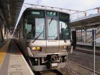 JR西日本 クハ222形 クハ222-2519 鉄道フォト・写真 by kinokuniさん 和歌山駅 (JR)：2020年02月08日09時ごろ