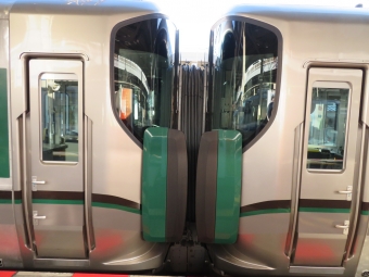 JR西日本227系電車 鉄道フォト・写真 by kinokuniさん 和歌山駅 (JR)：2019年11月10日07時ごろ
