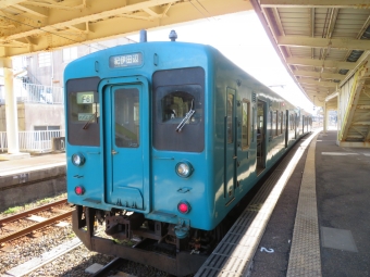 JR西日本 クモハ105形 クモハ105-4 鉄道フォト・写真 by kinokuniさん 串本駅：2021年01月10日14時ごろ