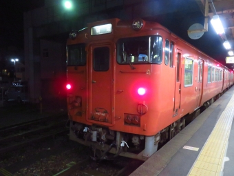 JR西日本 キハ47形 キハ47 140 鉄道フォト・写真 by kinokuniさん 高岡駅 (JR)：2020年12月12日19時ごろ