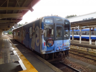 のと鉄道NT200形 NT202 鉄道フォト・写真 by kinokuniさん 穴水駅：2020年12月13日11時ごろ