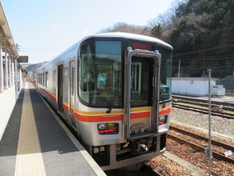 JR西日本 キハ122形 キハ122-3 鉄道フォト・写真 by kinokuniさん 佐用駅 (JR)：2021年03月26日10時ごろ