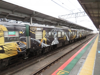 JR西日本 モハ113形 モハ113-7704 鉄道フォト・写真 by kinokuniさん 大津京駅：2021年04月02日11時ごろ