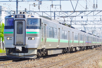 JR北海道 クハ733-3201 (733系) 車両ガイド | レイルラボ(RailLab)