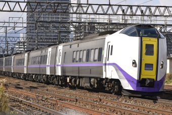 JR北海道 キロ261-1107 (キハ261系) 車両ガイド | レイルラボ(RailLab)