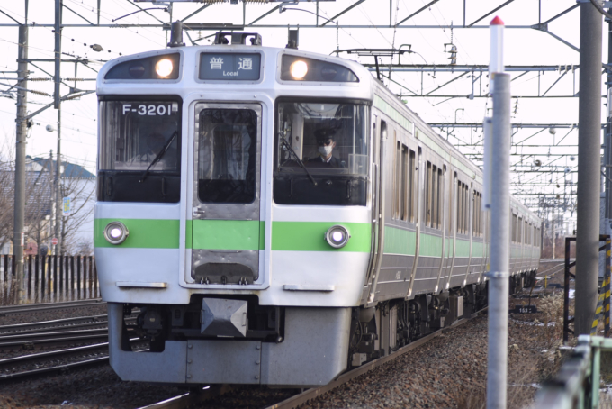 JR北海道 クハ721-3201 (721系) 車両ガイド | レイルラボ(RailLab)