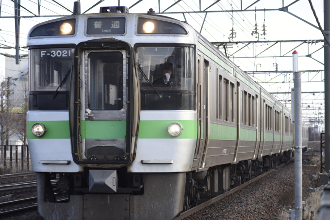 JR北海道721系電車 クハ721-3021 苗穂ストレート 鉄道フォト・写真 by