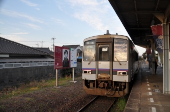 JR西日本 キハ120形 キハ120-20 鉄道フォト・写真 by koreanrailfanさん 仙崎駅：2018年02月18日07時ごろ