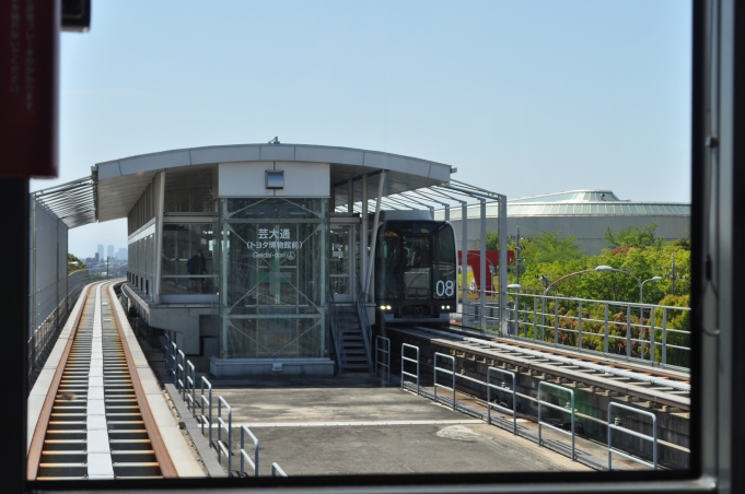 リニモ 愛知高速交通100形電車 101形(Mc) 鉄道フォト・写真 by koreanrailfanさん 芸大通駅：2017年05月05日13時ごろ