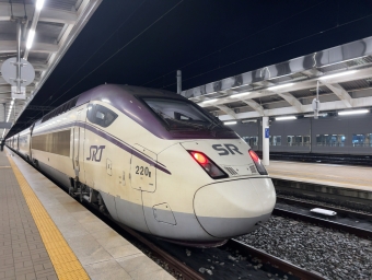 SR 120000系 SRT 122052 鉄道フォト・写真 by koreanrailfanさん ：2024年02月20日22時ごろ