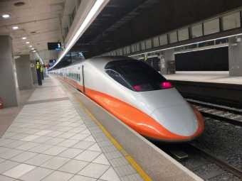 台湾高速鉄路 700T型 鉄道フォト・写真 by koreanrailfanさん ：2018年12月23日06時ごろ