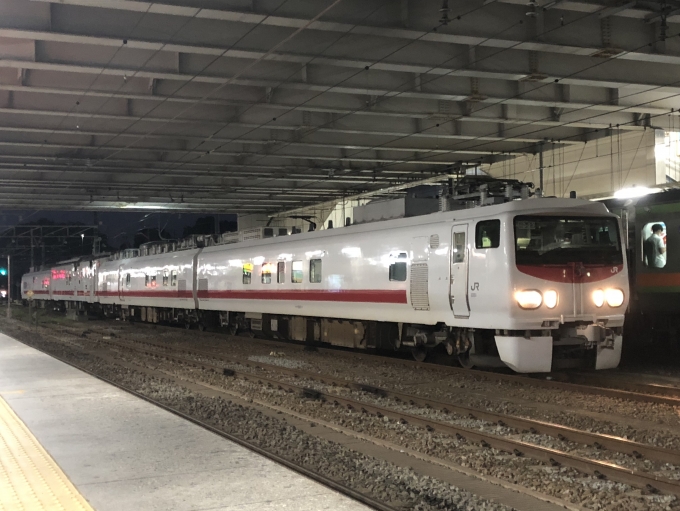 JR東日本E491系電車 鉄道フォト・写真 by Ome  Rapidさん 拝島駅 (JR)：2022年06月17日19時ごろ