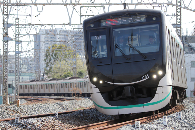 東急電鉄 2135 (東急2020系) 車両ガイド | レイルラボ(RailLab)