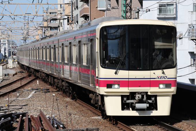 京王電鉄 8726 (京王8000系) 車両ガイド | レイルラボ(RailLab)