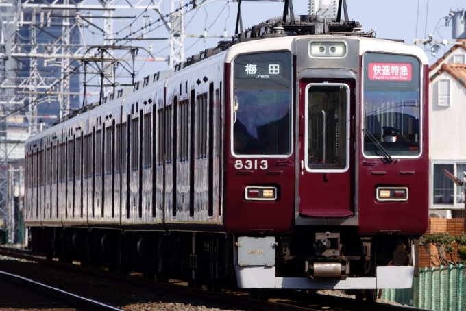 阪急電鉄 8313 (阪急8300系) 車両ガイド | レイルラボ(RailLab)