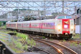 ＪＲ西日本 381系 鉄道フォト・写真 by Cherry blossomsさん ：2021年09月18日19時ごろ