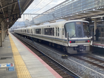 JR西日本 クハ221形 クハ221-32 鉄道フォト・写真 by SM-CaRDesさん 京都駅 (JR)：2023年01月02日09時ごろ