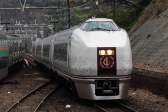 JR東日本 クロ651形 IZU CRAILE(快速) クロ651-1101 鉄道フォト・写真 by shingenさん 根府川駅：2019年03月30日17時ごろ