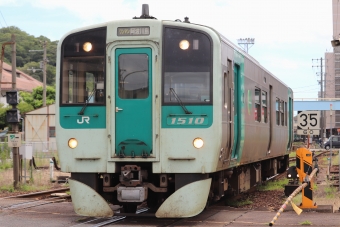 JR四国 1500形 1510 鉄道フォト・写真 by BOEING737MAX-8さん 徳島駅：2023年09月01日11時ごろ