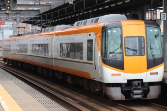 近畿日本鉄道 近鉄モ22400形 22415 鉄道フォト・写真 by BOEING737MAX-8さん 近鉄八田駅：2023年08月30日10時ごろ