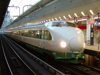JR東日本 200系新幹線電車 鉄道フォト・写真 by よったんさん 東京駅 (JR)：2002年02月11日06時ごろ
